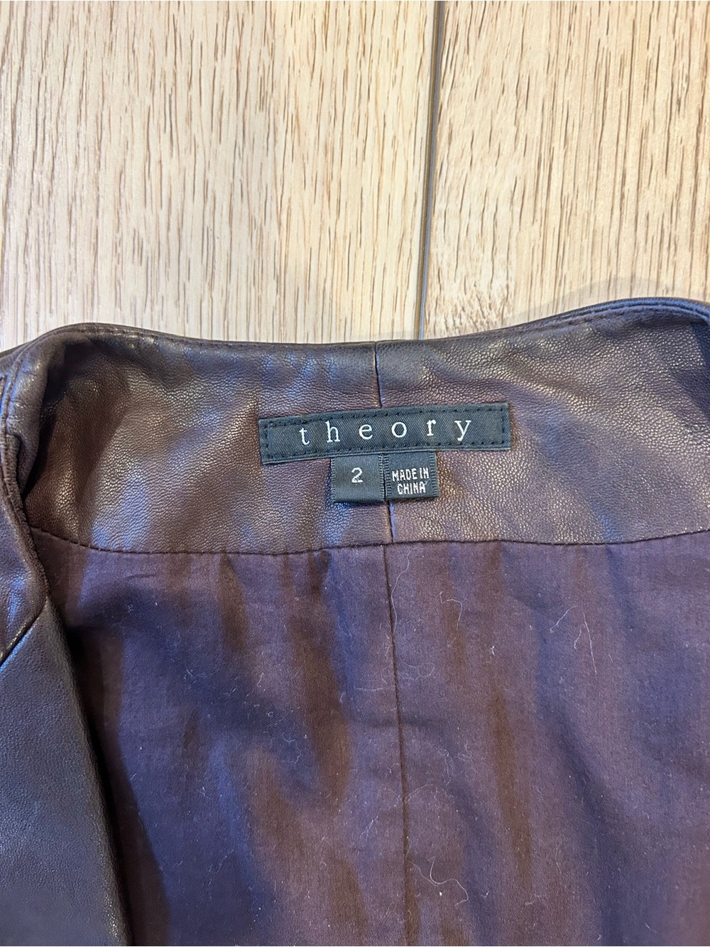 Theory aubergine lamb skin leather blazer size 2 - Picture 6 of 8